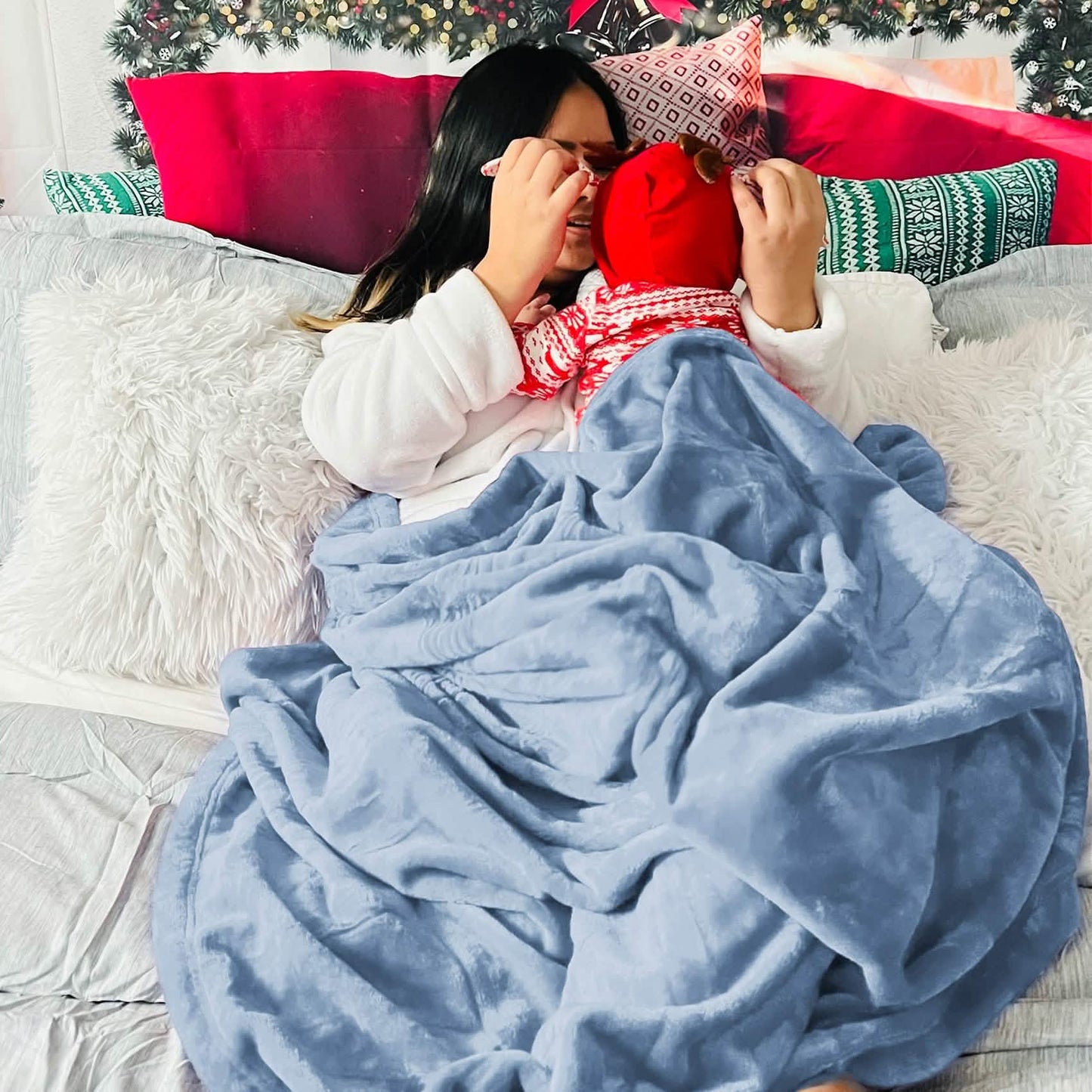 Plush Fleece Throw Blanket