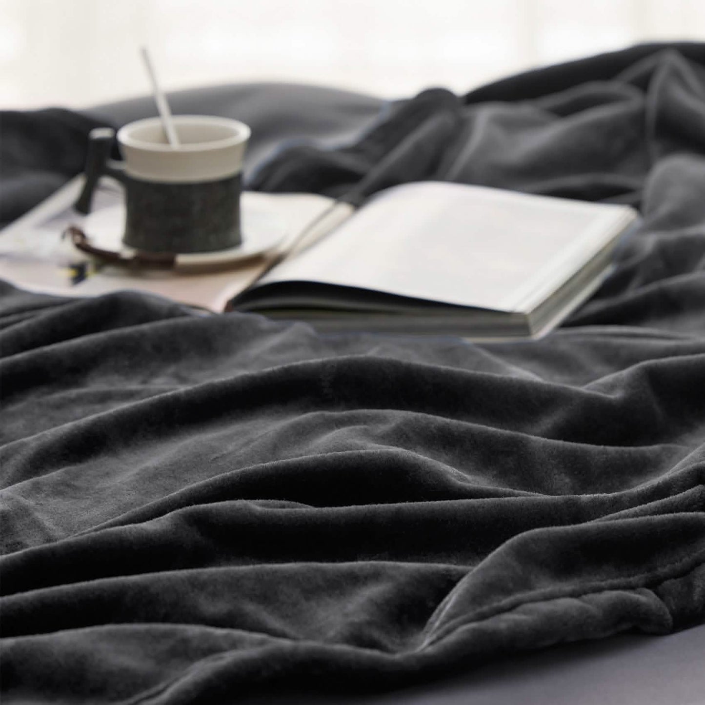 Plush Fleece Throw Blanket