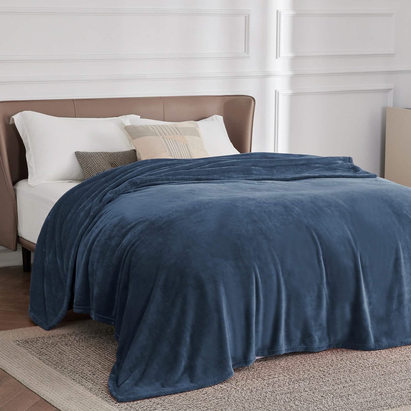 Plush Fleece Throw Blanket
