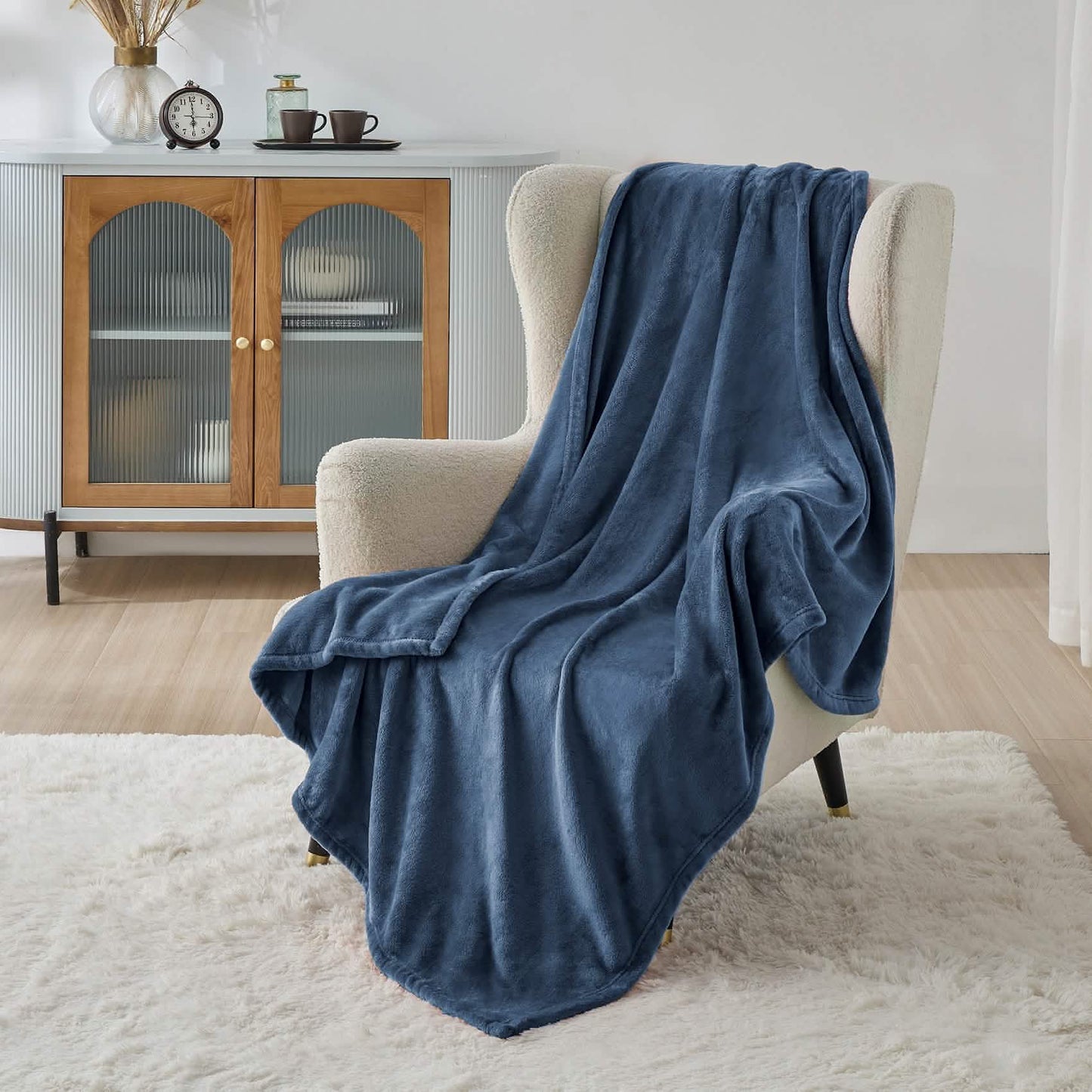 Plush Fleece Throw Blanket
