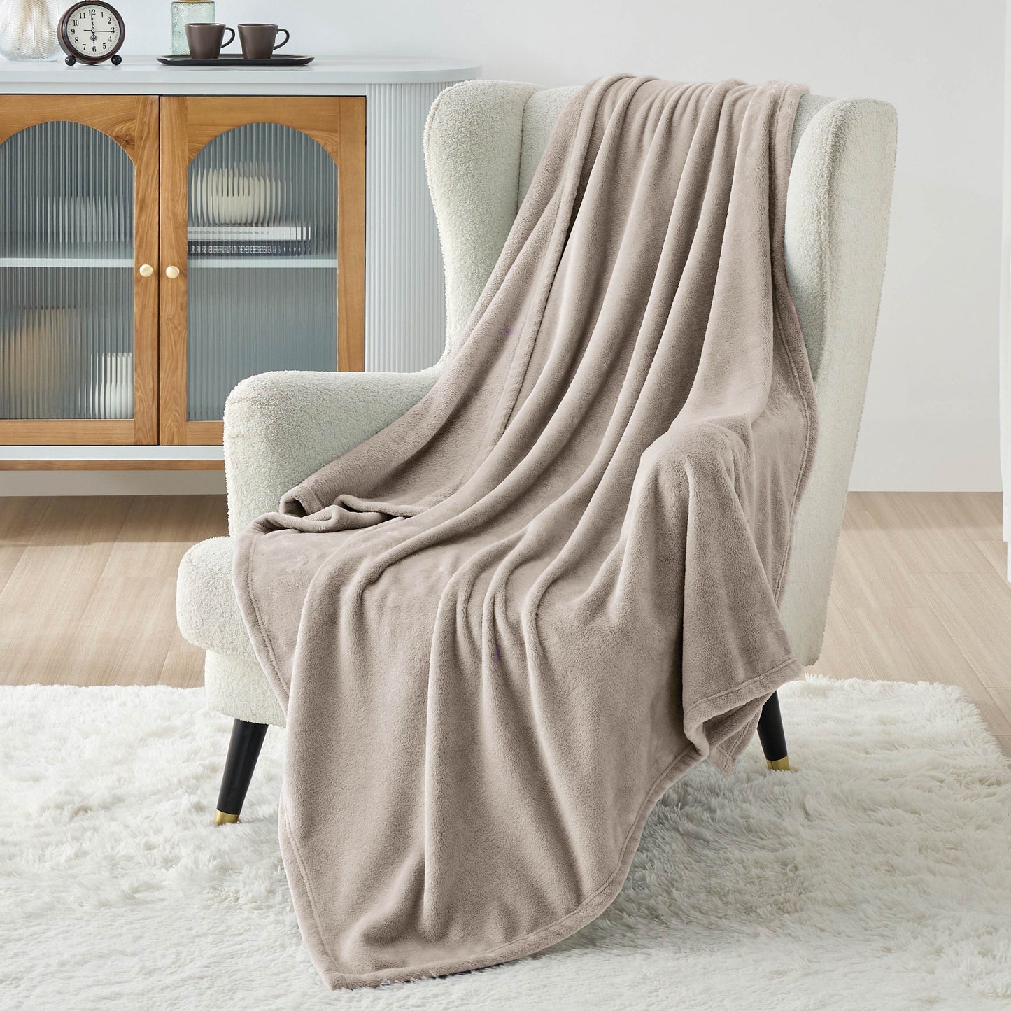 Plush Fleece Throw Blanket