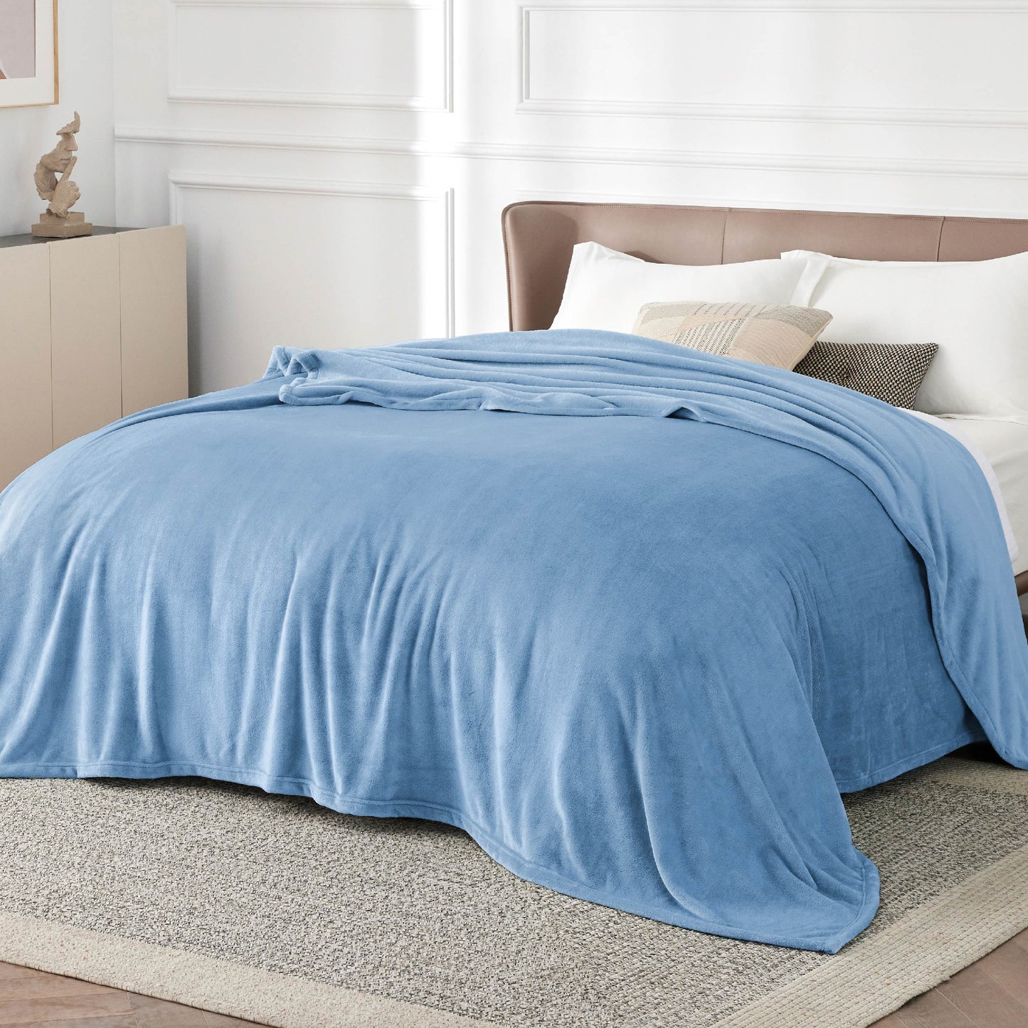 Plush Fleece Throw Blanket