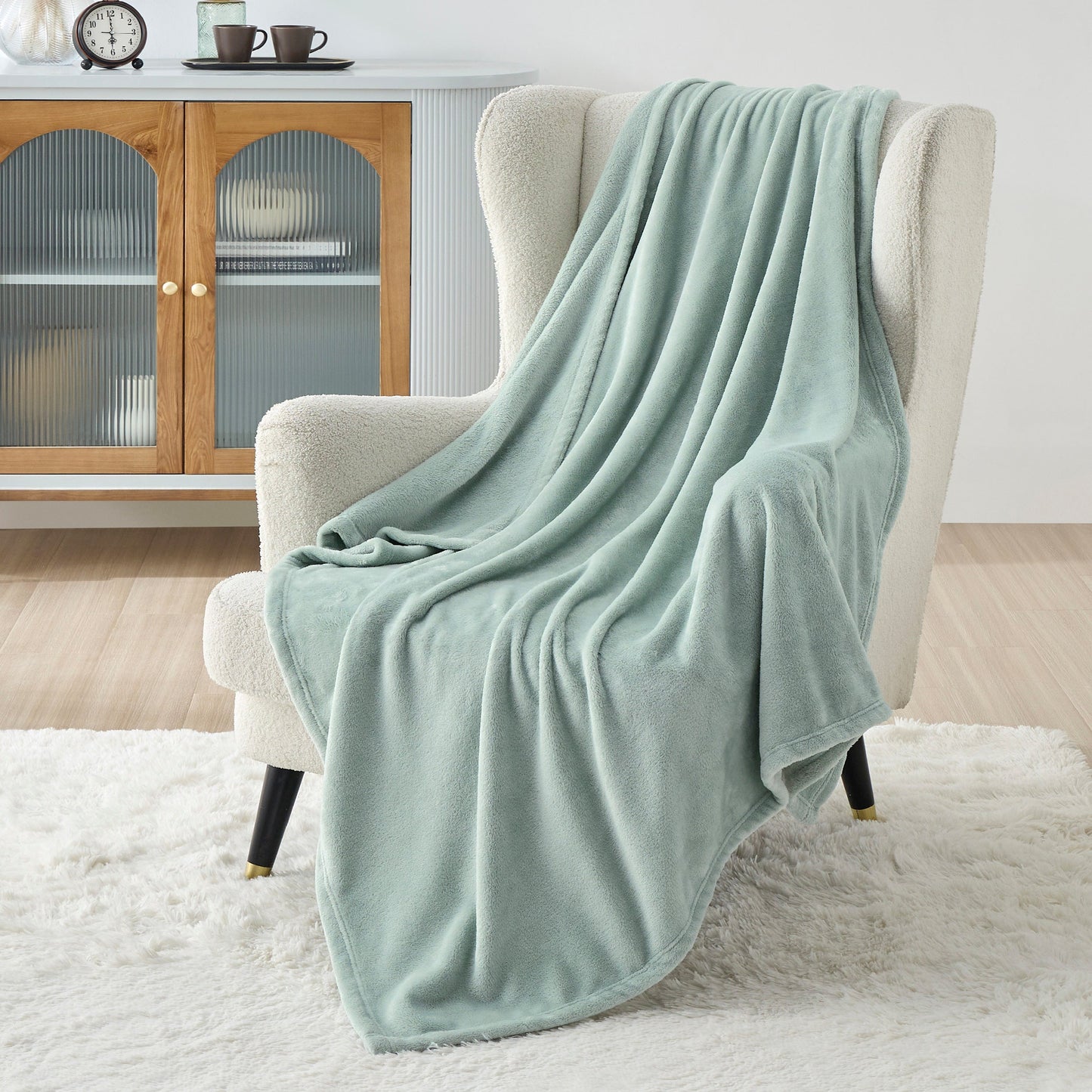 Plush Fleece Throw Blanket