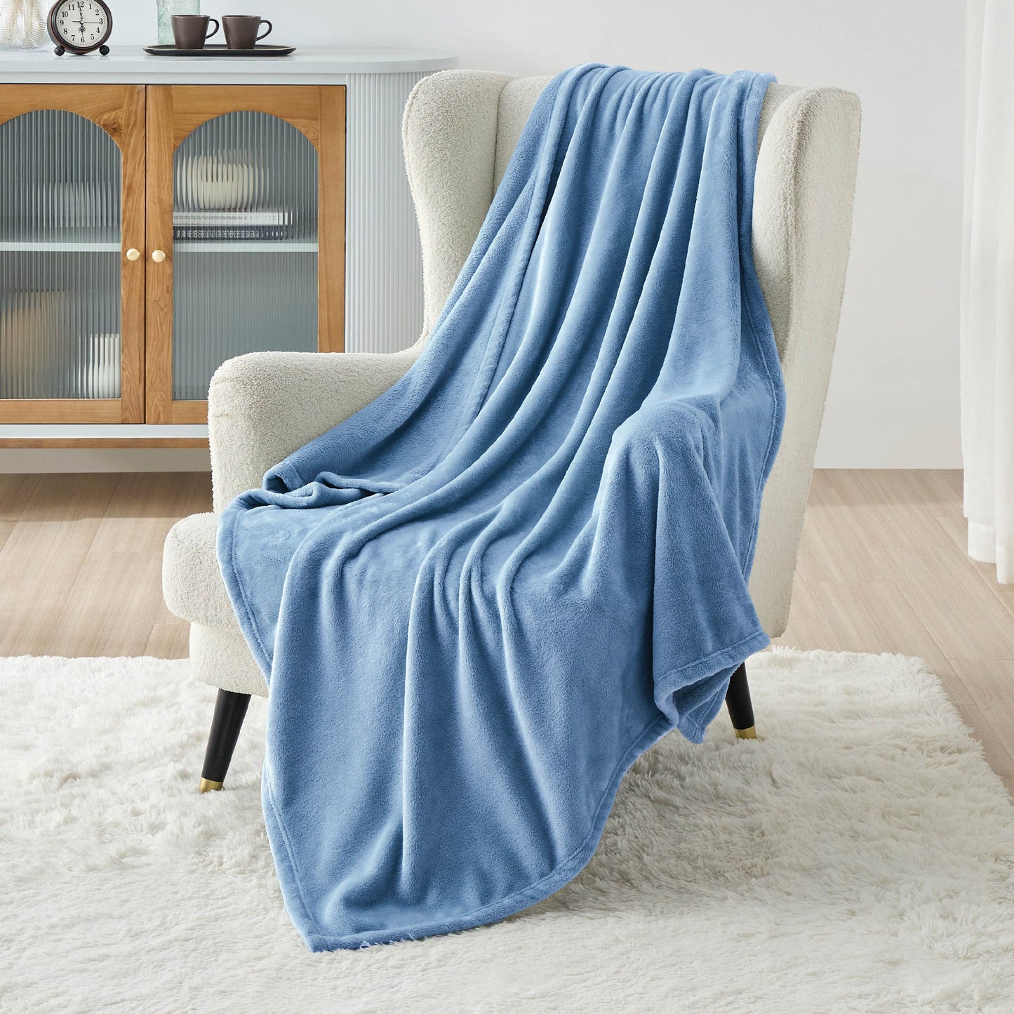 Plush Fleece Throw Blanket