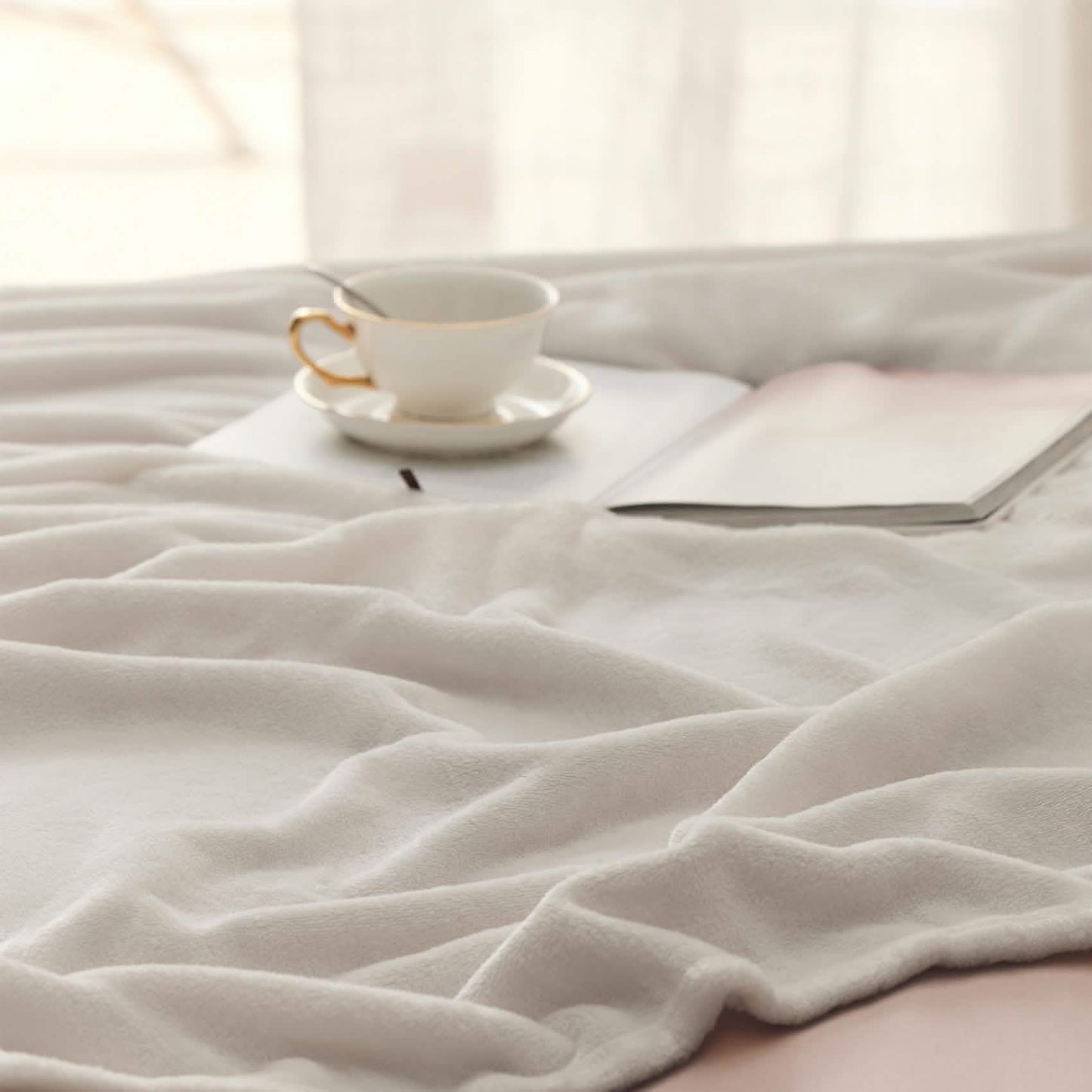 Plush Fleece Throw Blanket