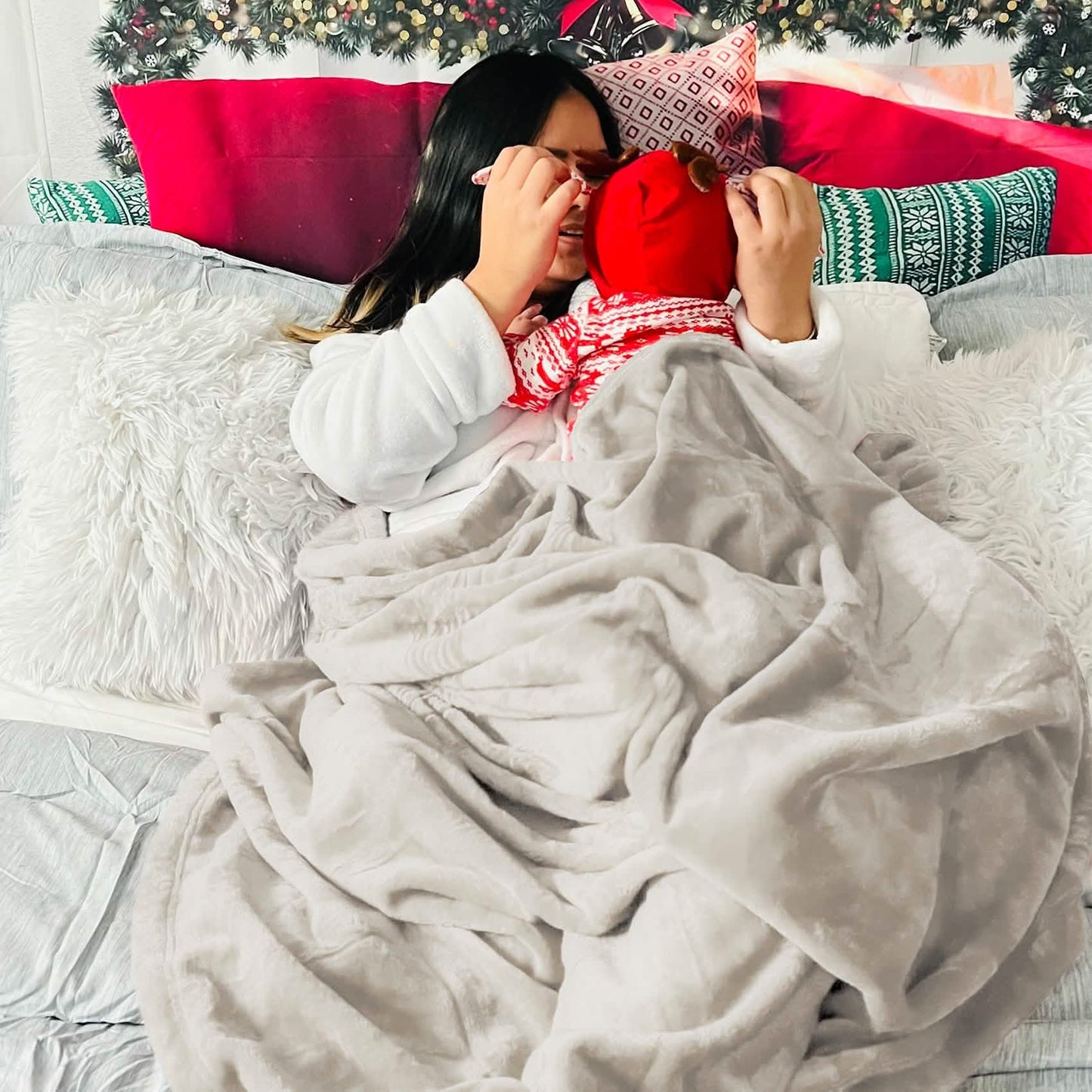 Plush Fleece Throw Blanket