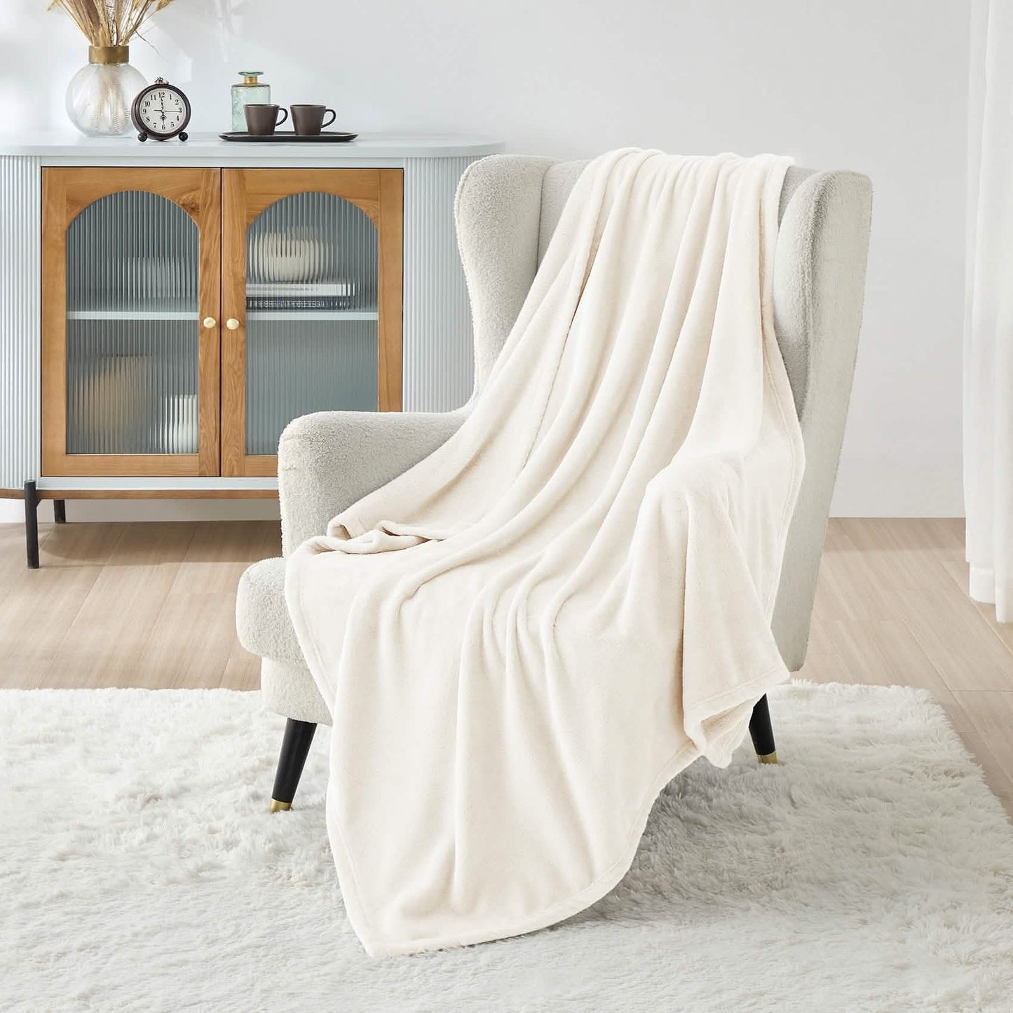 Plush Fleece Throw Blanket