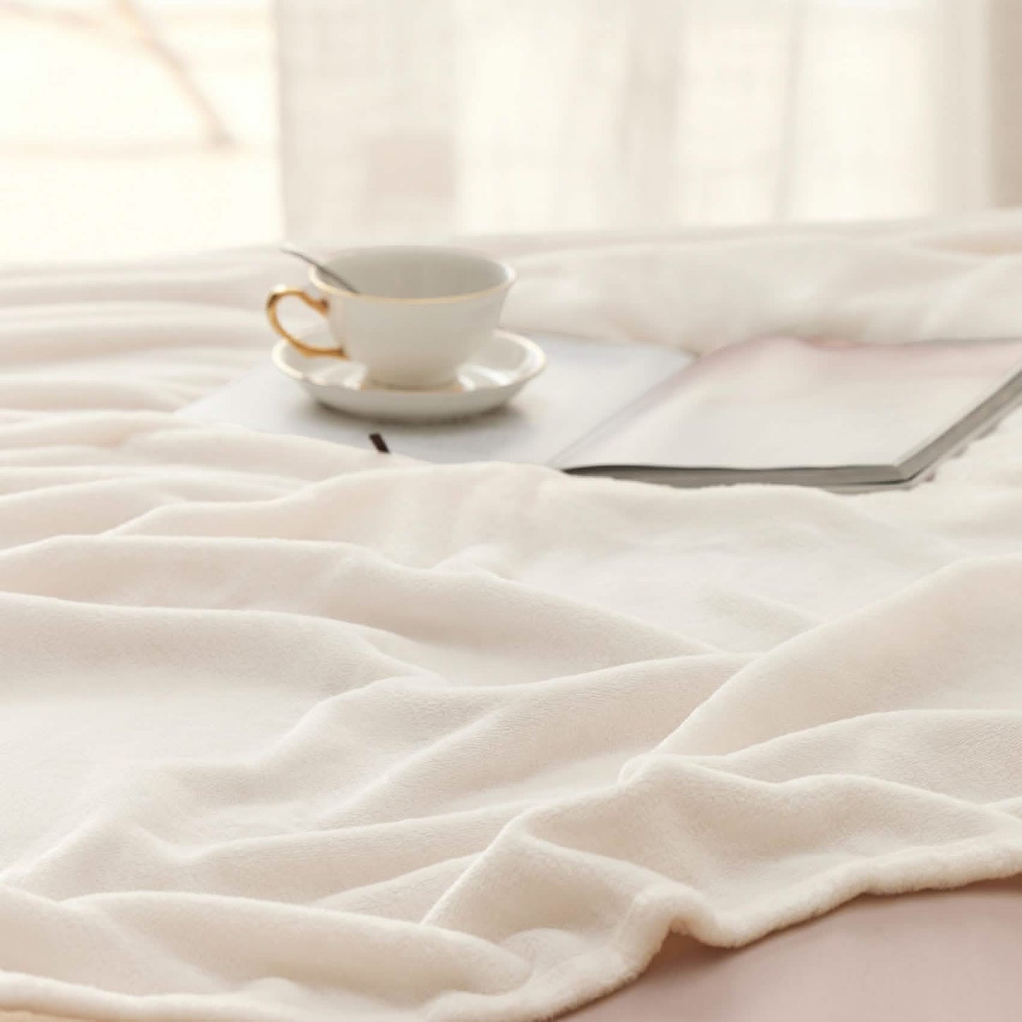 Plush Fleece Throw Blanket