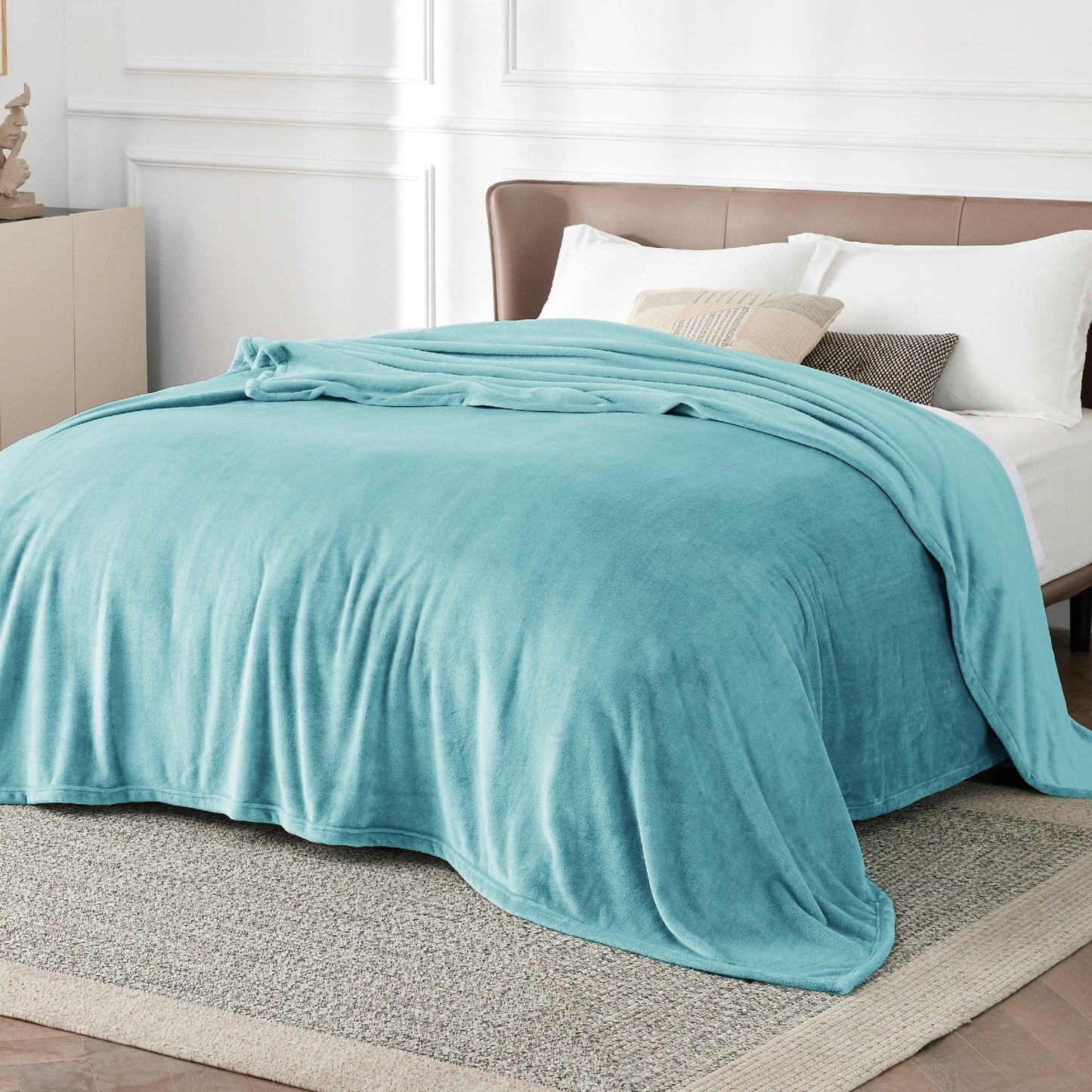 Plush Fleece Throw Blanket