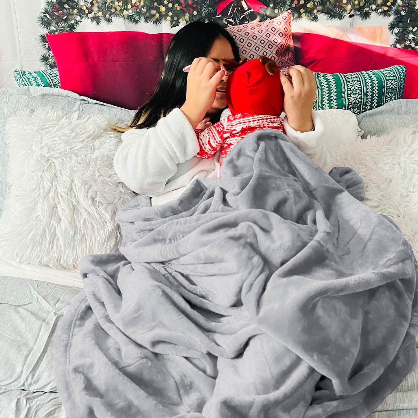 Plush Fleece Throw Blanket
