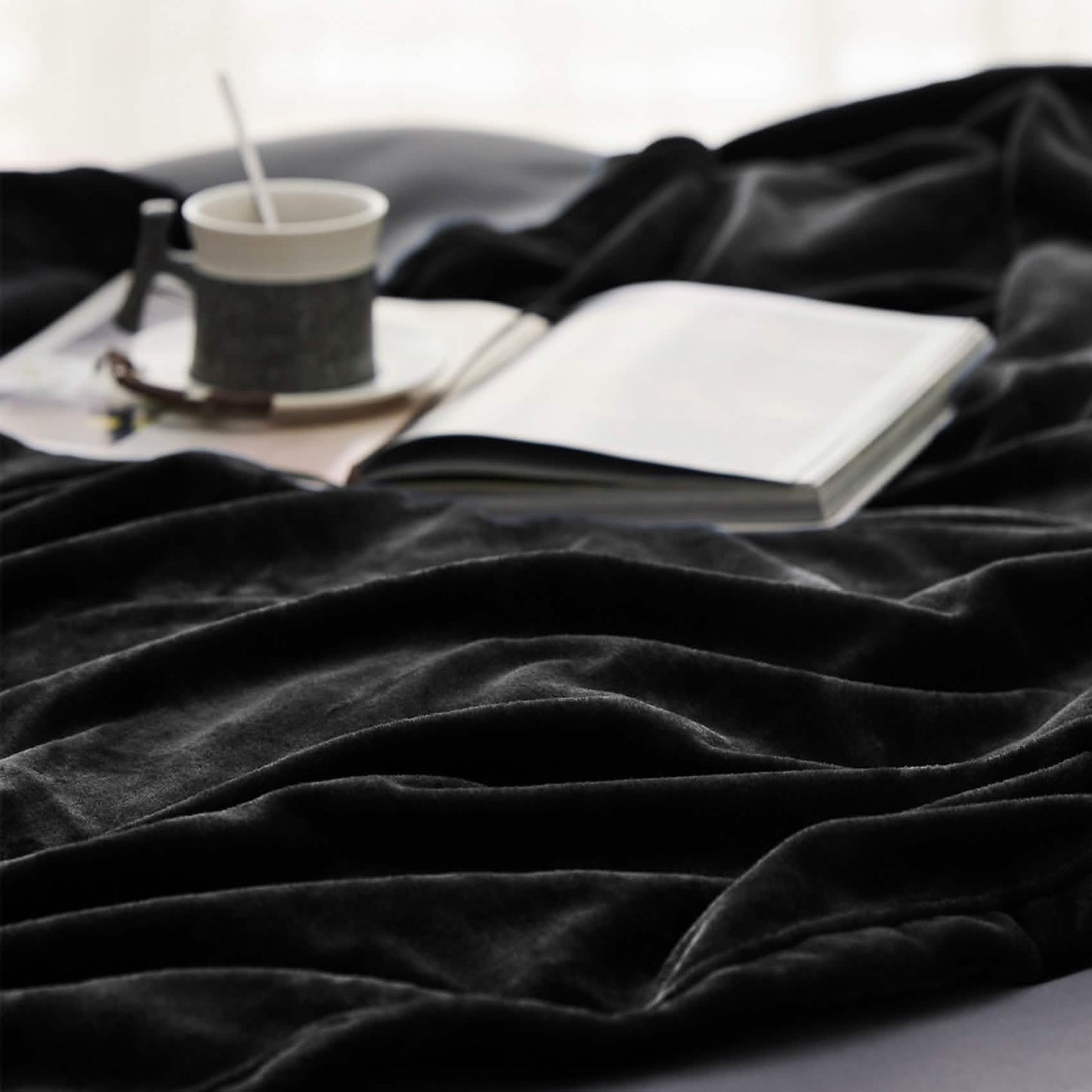 Plush Fleece Throw Blanket