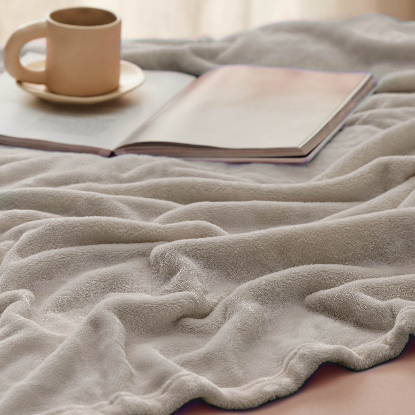 Plush Fleece Throw Blanket