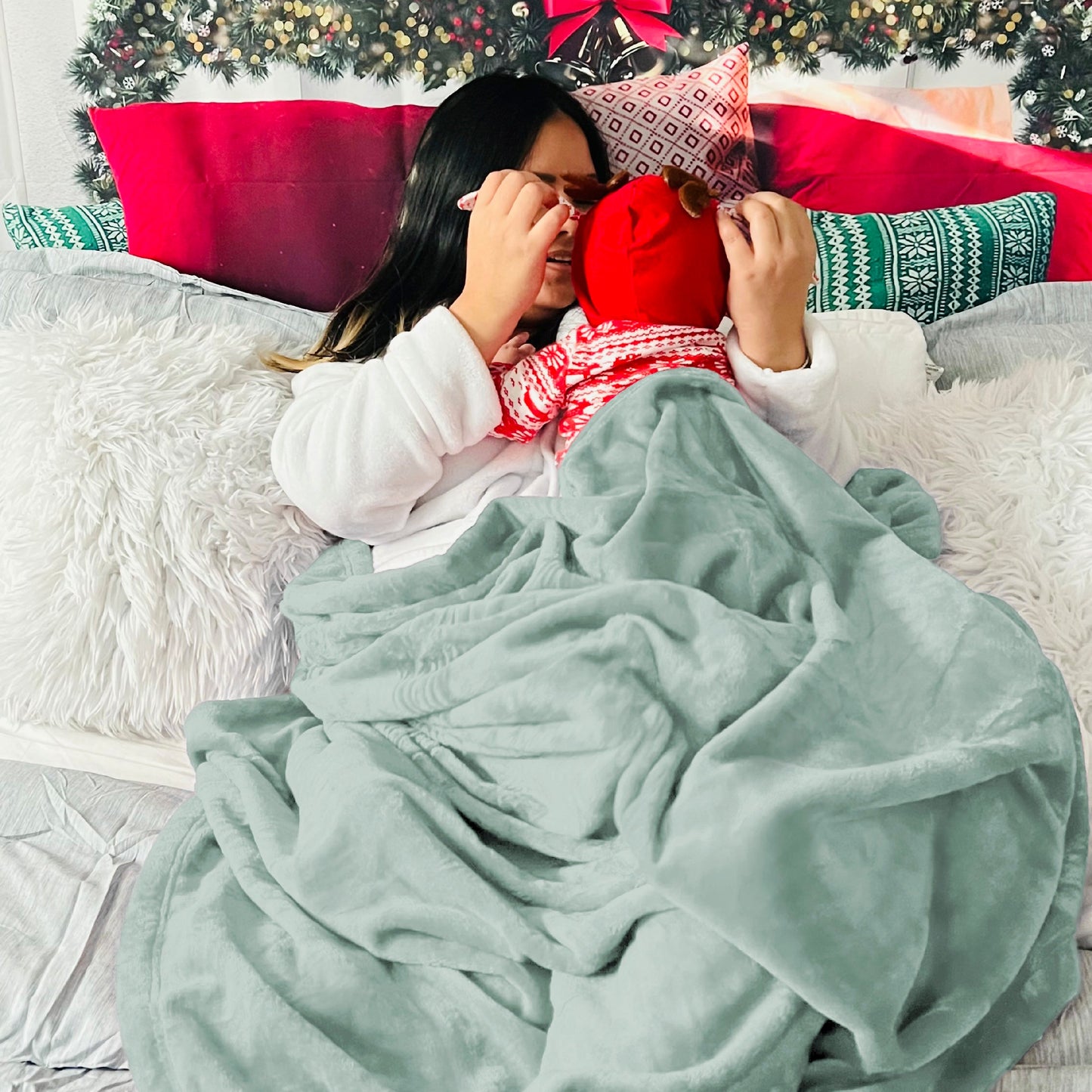 Plush Fleece Throw Blanket
