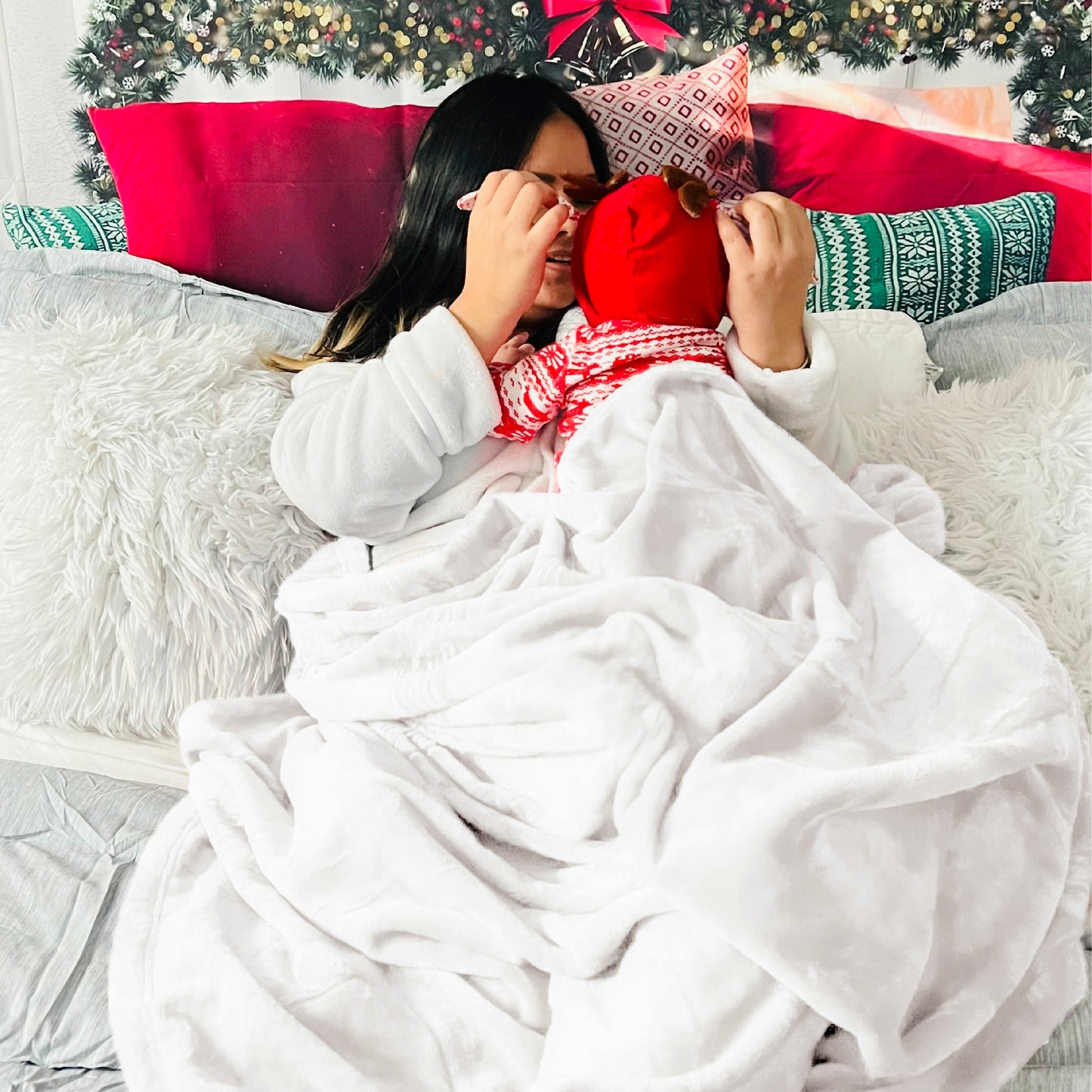 Plush Fleece Throw Blanket