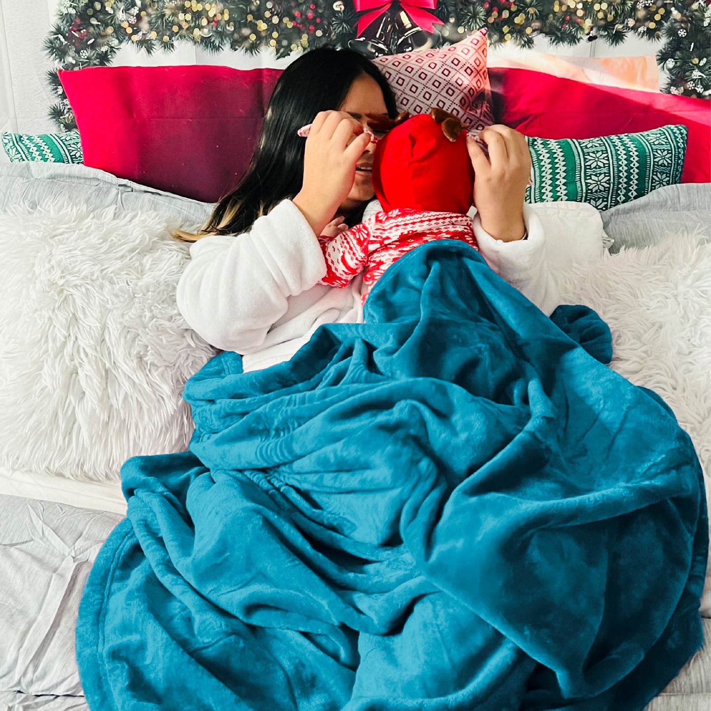 Plush Fleece Throw Blanket