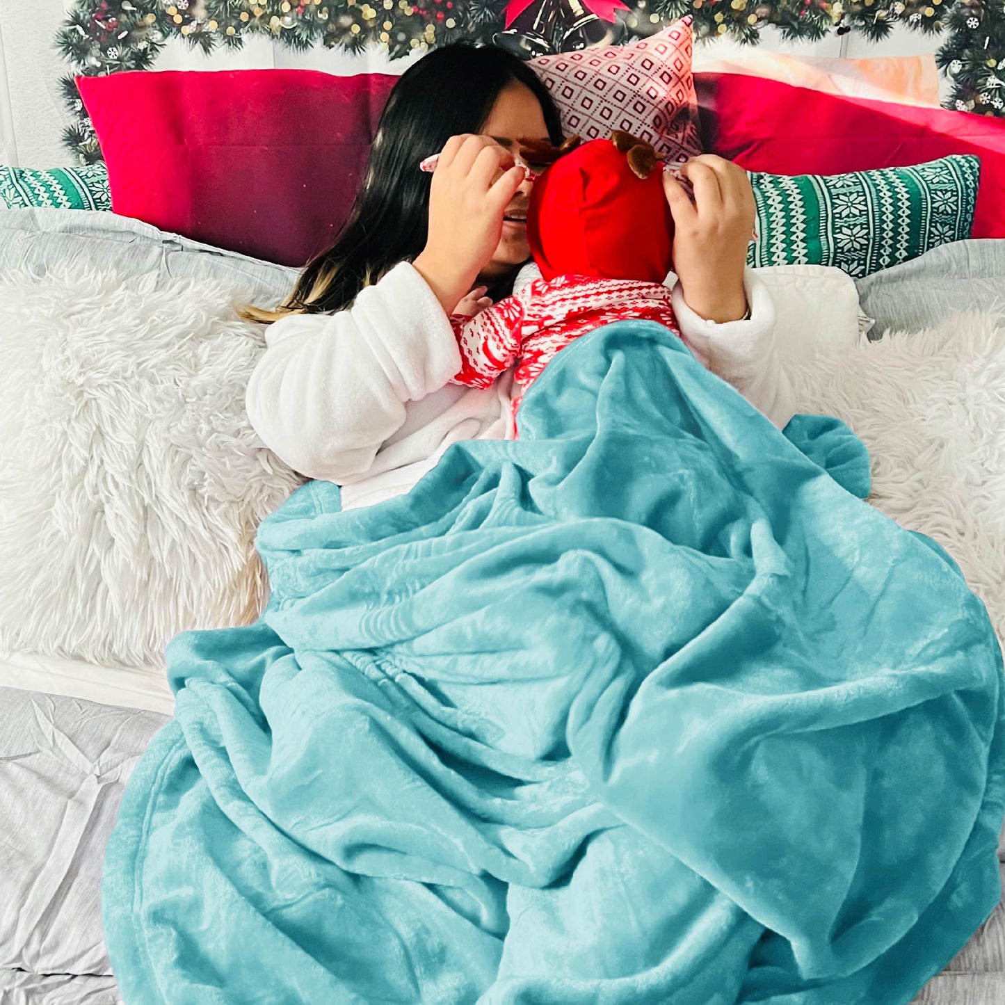 Plush Fleece Throw Blanket