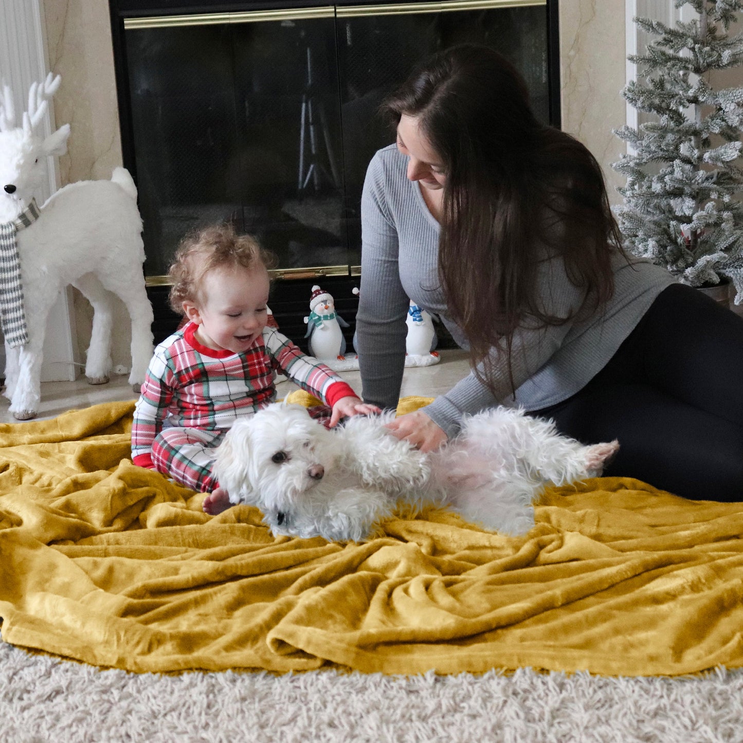 Plush Fleece Throw Blanket