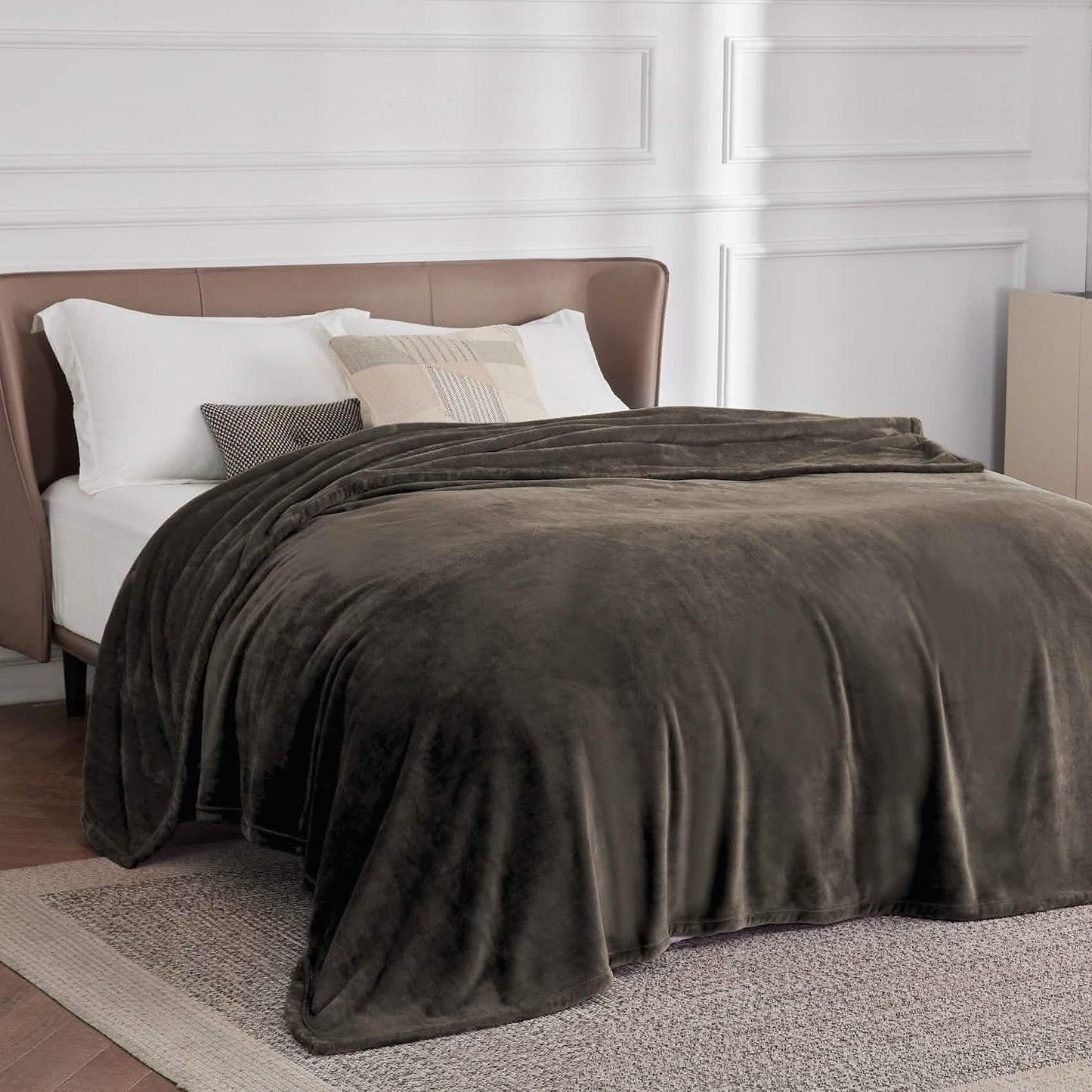 Plush Fleece Throw Blanket