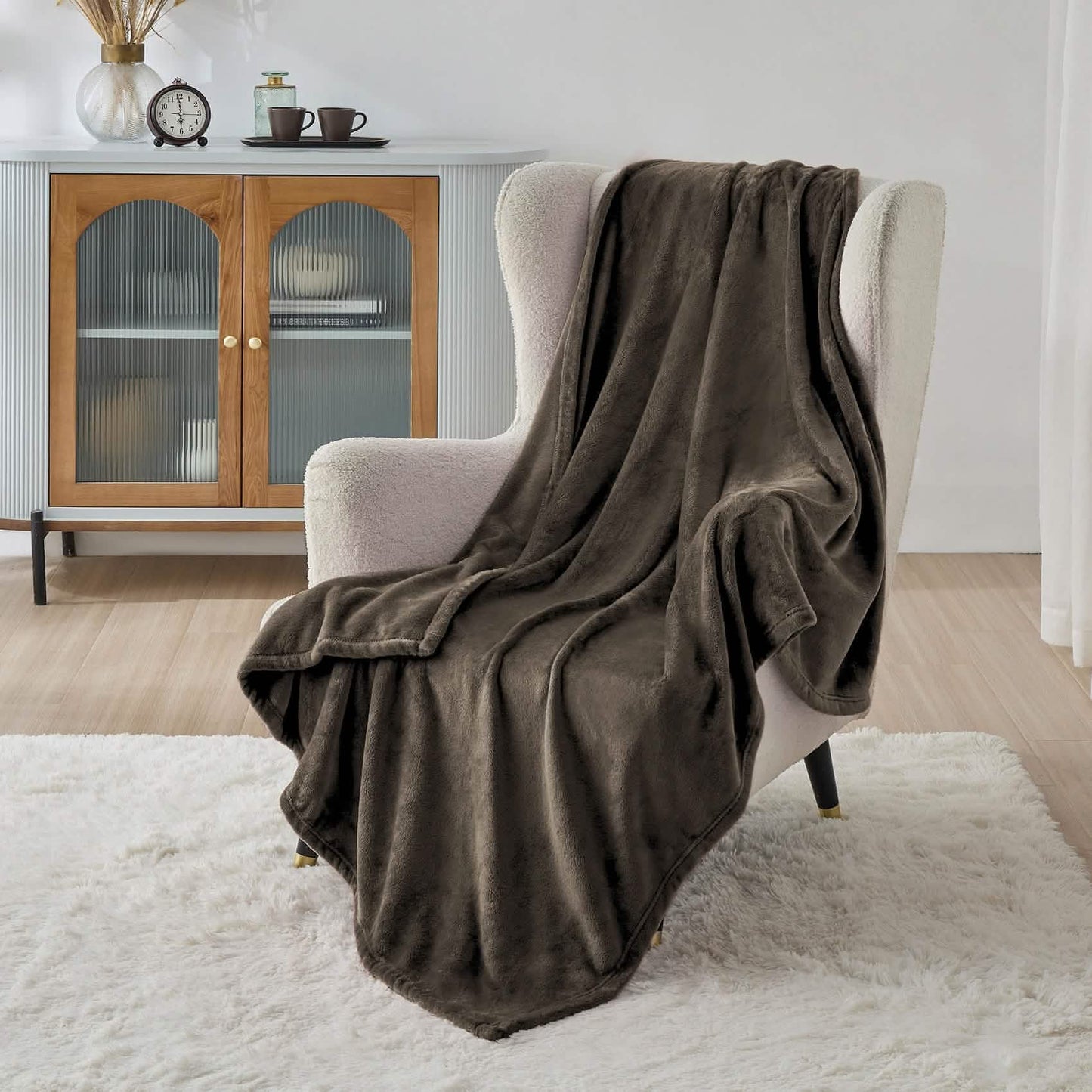 Plush Fleece Throw Blanket