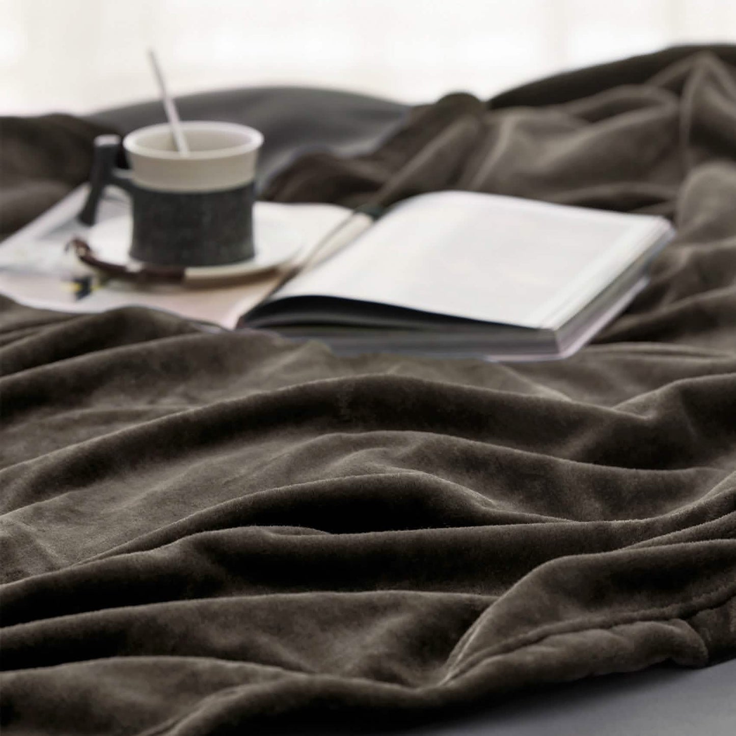 Plush Fleece Throw Blanket