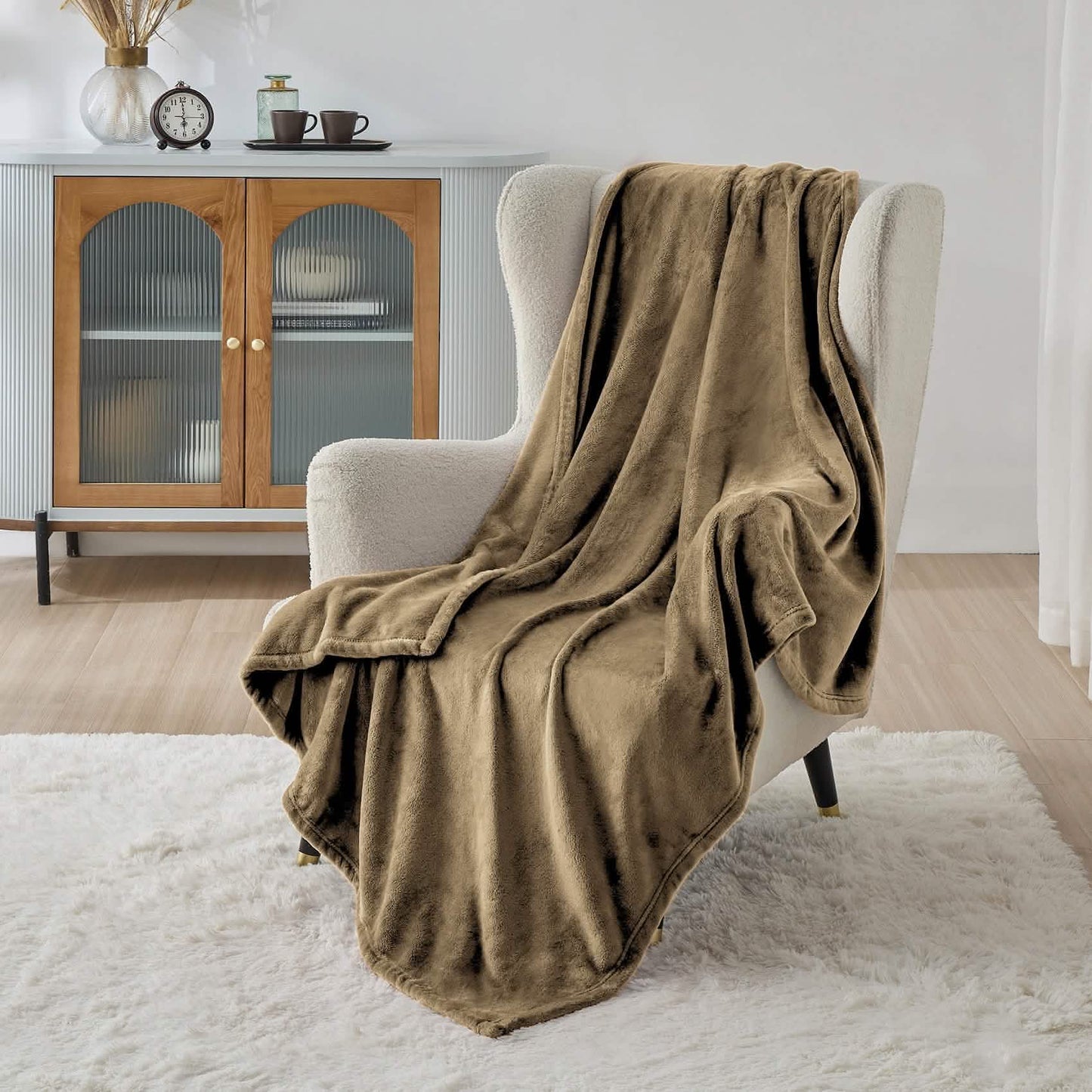 Plush Fleece Throw Blanket