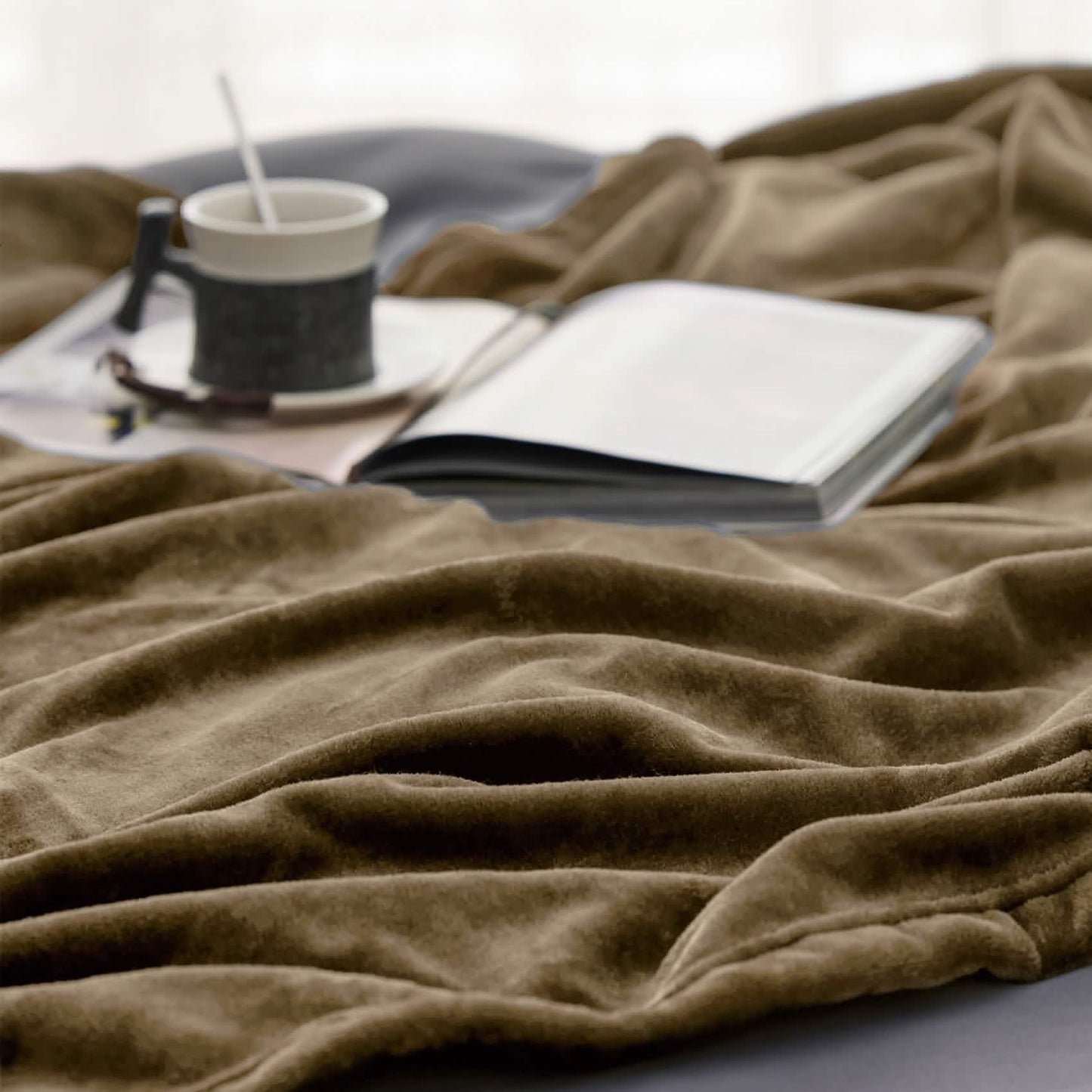Plush Fleece Throw Blanket
