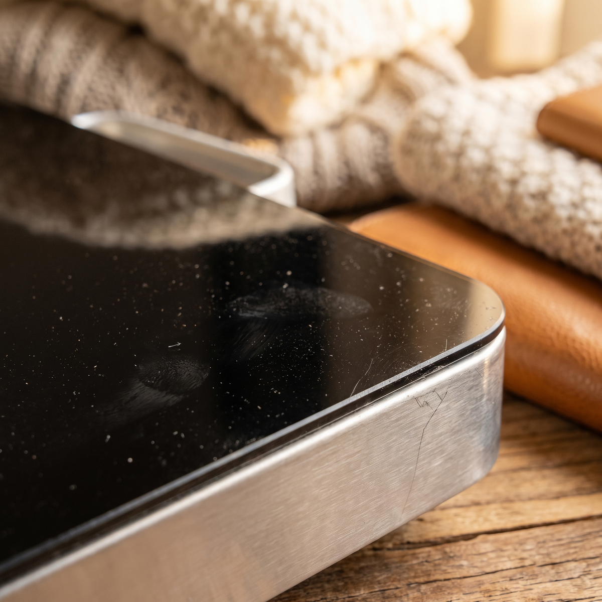 Electric Glass Top Food Warming Tray With Adjustable close up detail