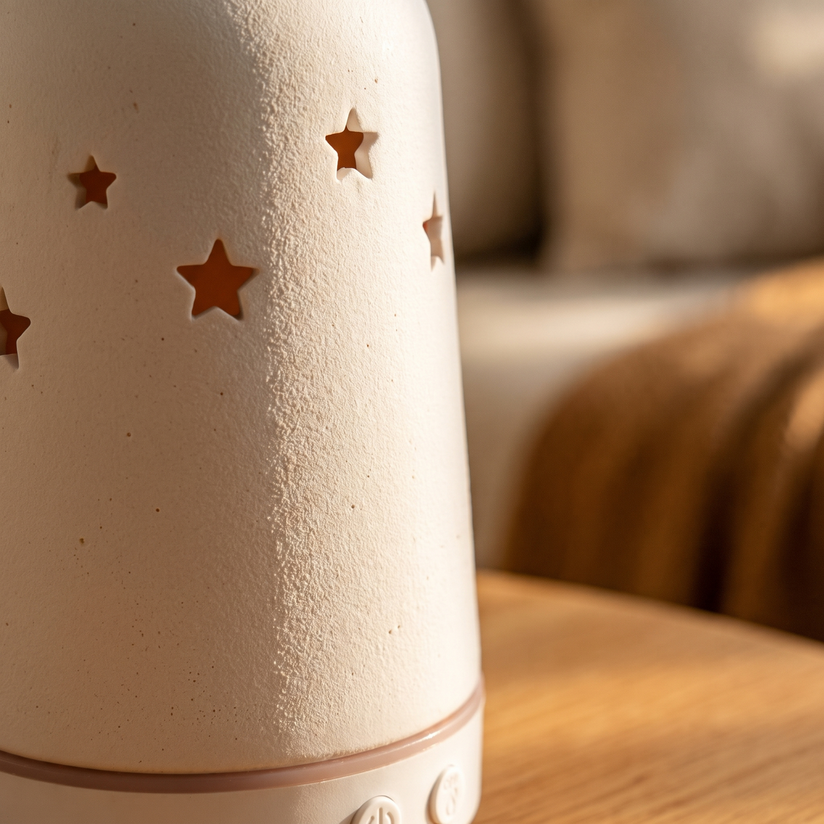 100ml Ultrasonic Aromatherapy Diffuser close up detail